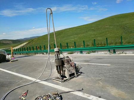 嘉峪关公路地基基础注浆加固